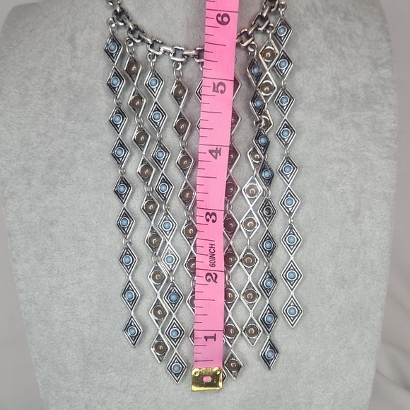 Premier Designs Arizona Silver Plated Fringe Necklace NWT Retail $49 16.5"-34" - Picture 6 of 10